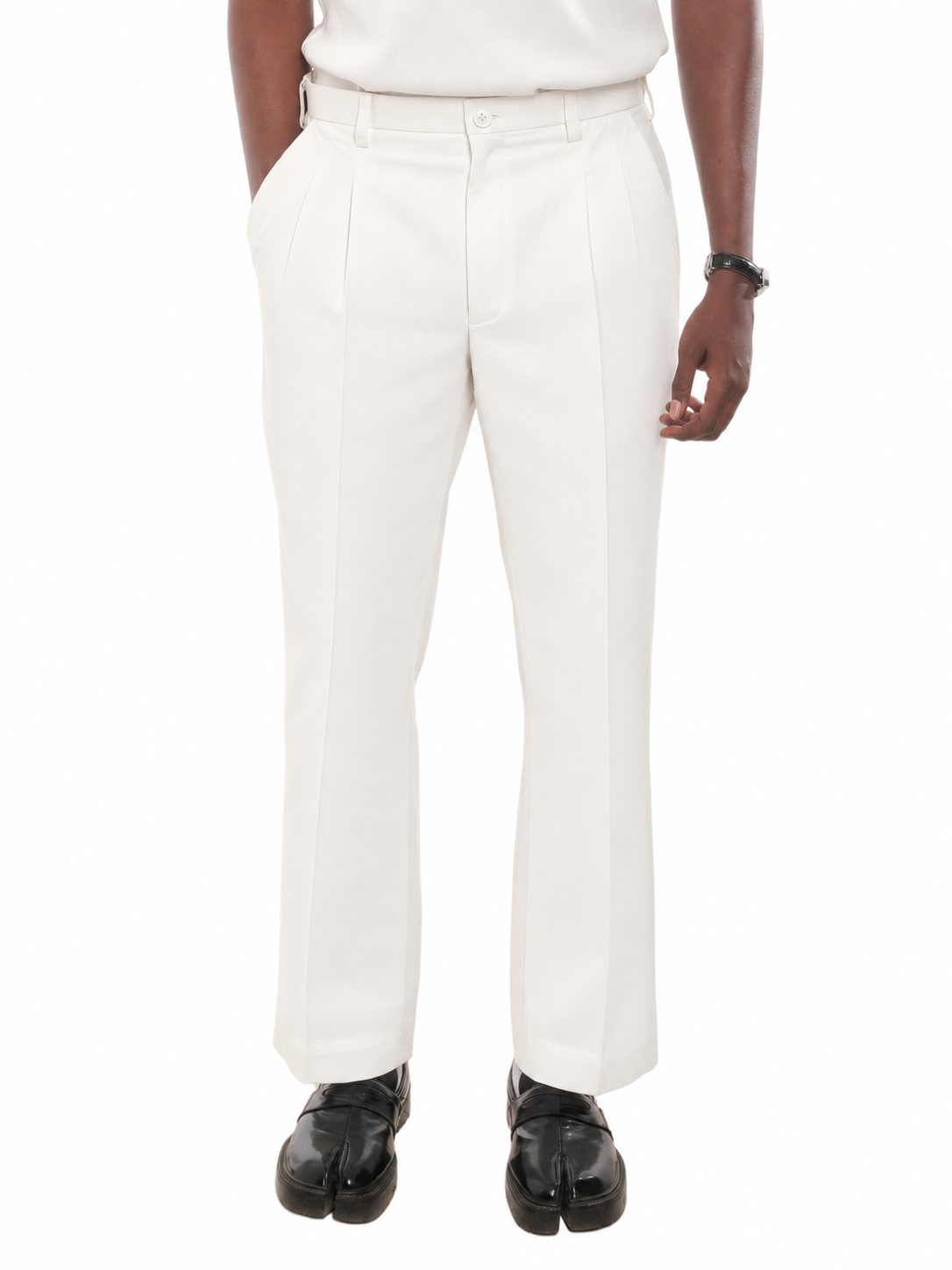 Pleated & Wide-Leg Trousers