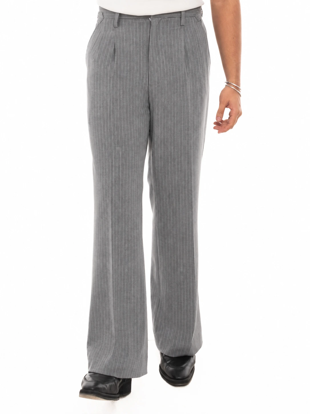 MODENA Tailored Double-Pleated Trousers in Charcoal